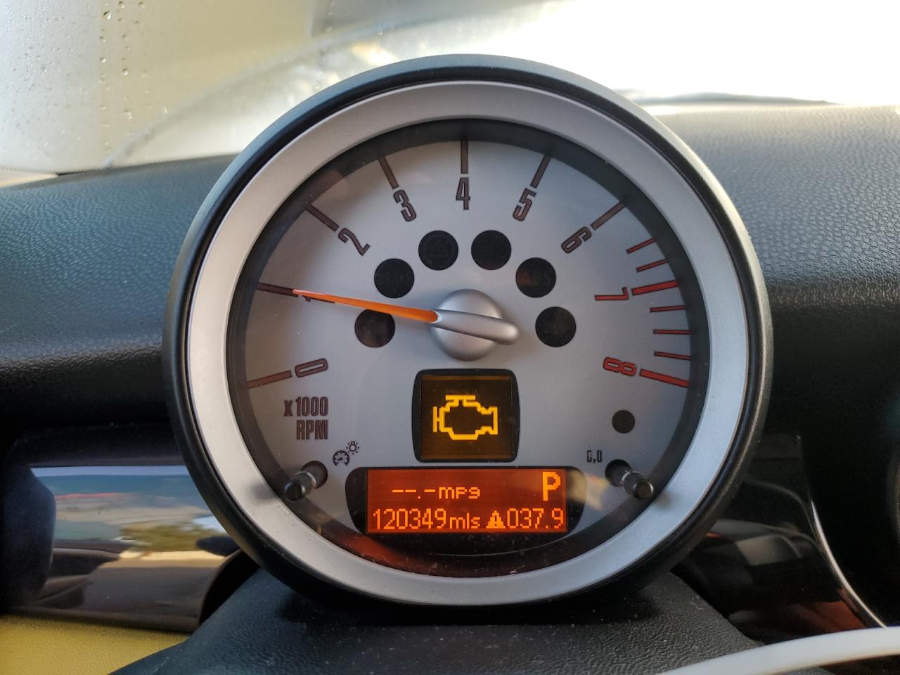 2007 Mini Cooper VIN: WMWMF33557TT52828 Lot: 82195465