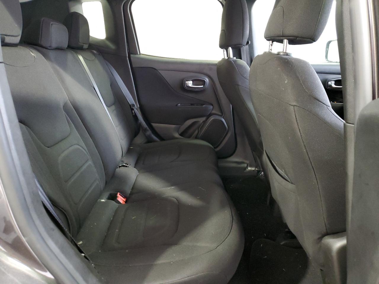 2020 Jeep Renegade Latitude VIN: ZACNJABB7LPL30589 Lot: 89893335