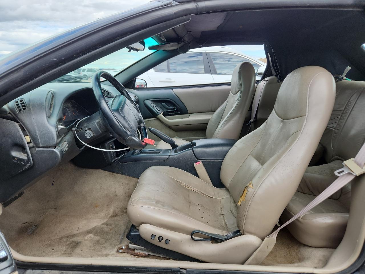 1996 Chevrolet Camaro Z28 VIN: 2G1FP32P4T2158810 Lot: 85860605