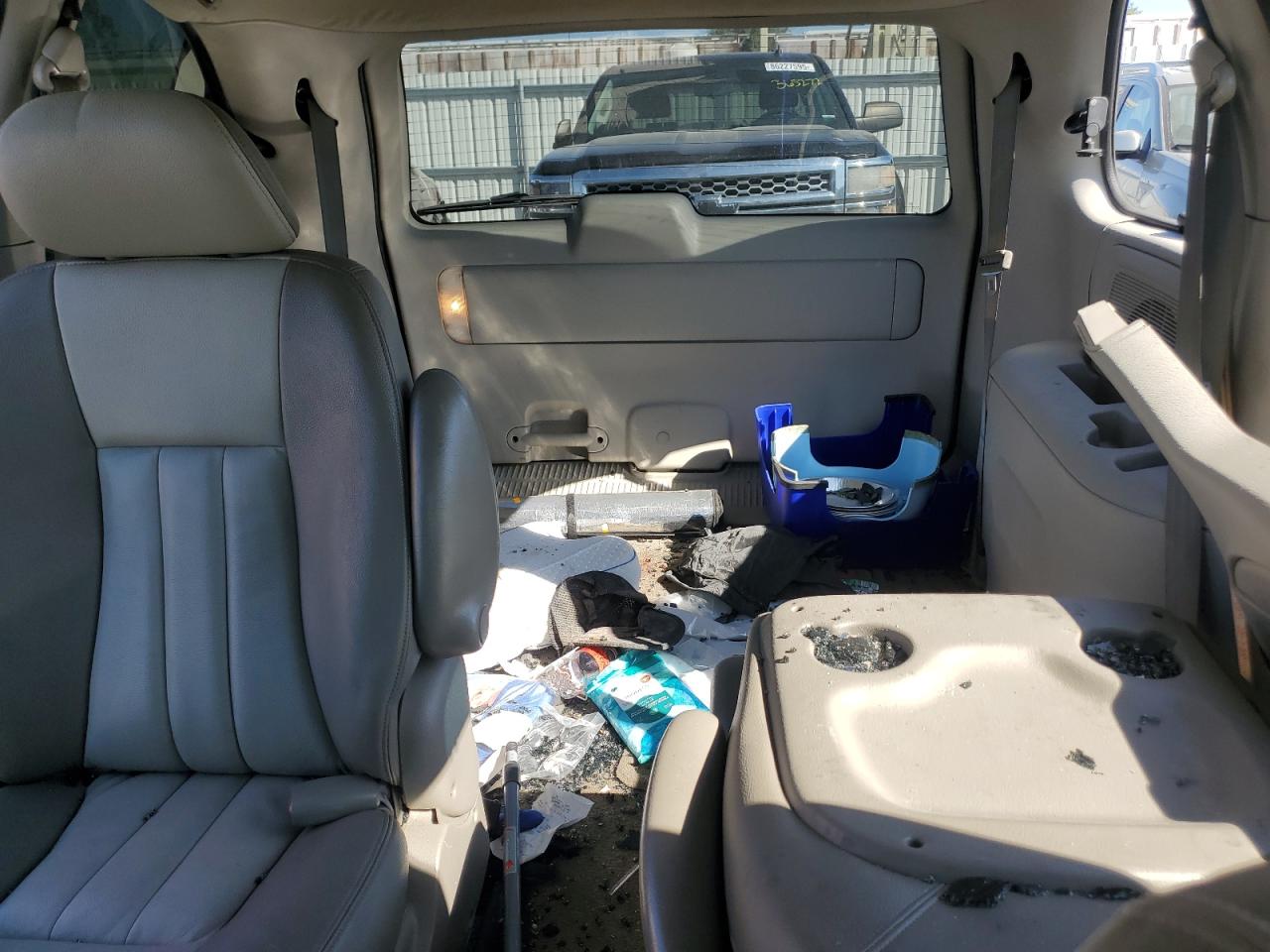 2005 Dodge Caravan Sxt VIN: 1D4GP45R95B287135 Lot: 85000655