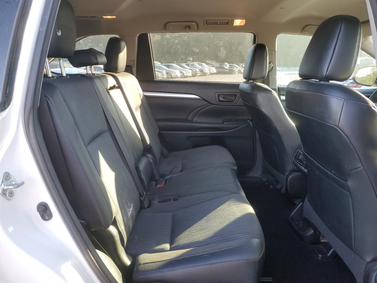 2016 Toyota Highlander Le VIN: 5TDZKRFH5GS166251 Lot: 86306085