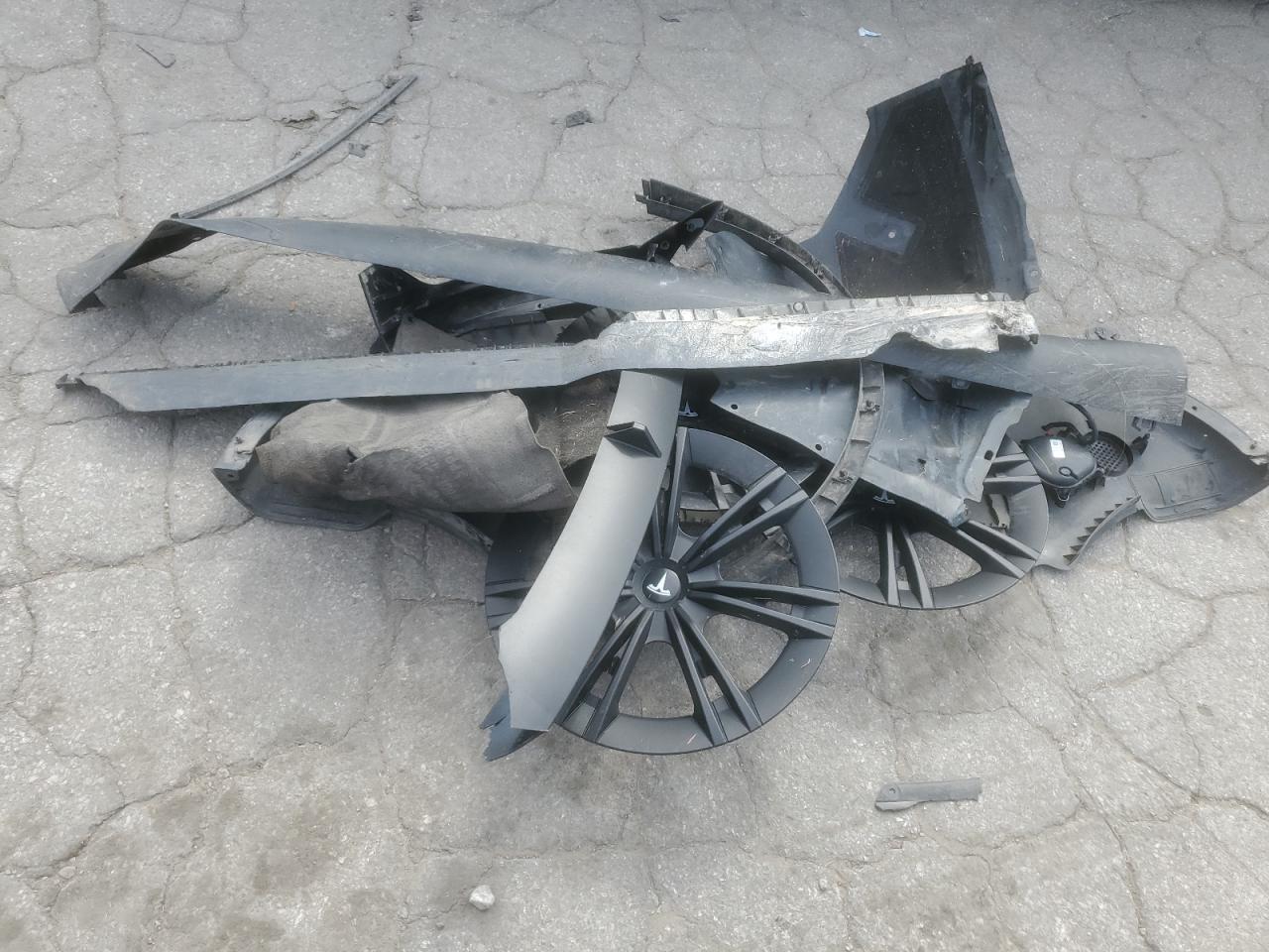 2021 Tesla Model Y VIN: 5YJYGDEE8MF241306 Lot: 86623615