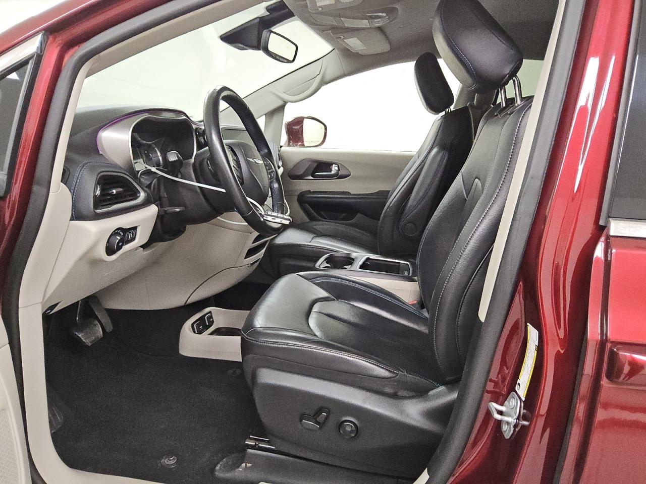 2021 Chrysler Pacifica Hybrid Touring L VIN: 2C4RC1L76MR599558 Lot: 87433135