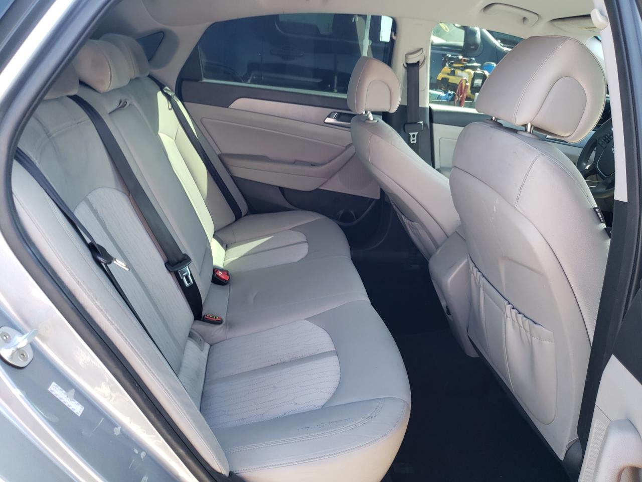 2016 Hyundai Sonata Hybrid VIN: KMHE24L1XGA039593 Lot: 82212895