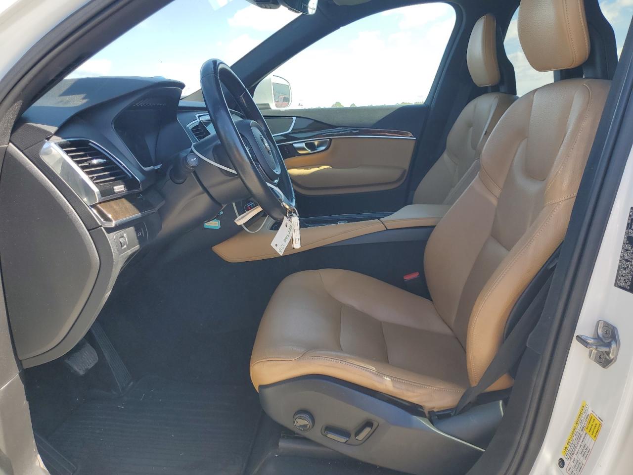 2018 Volvo Xc90 T6 VIN: YV4A22PK8J1204555 Lot: 84400535