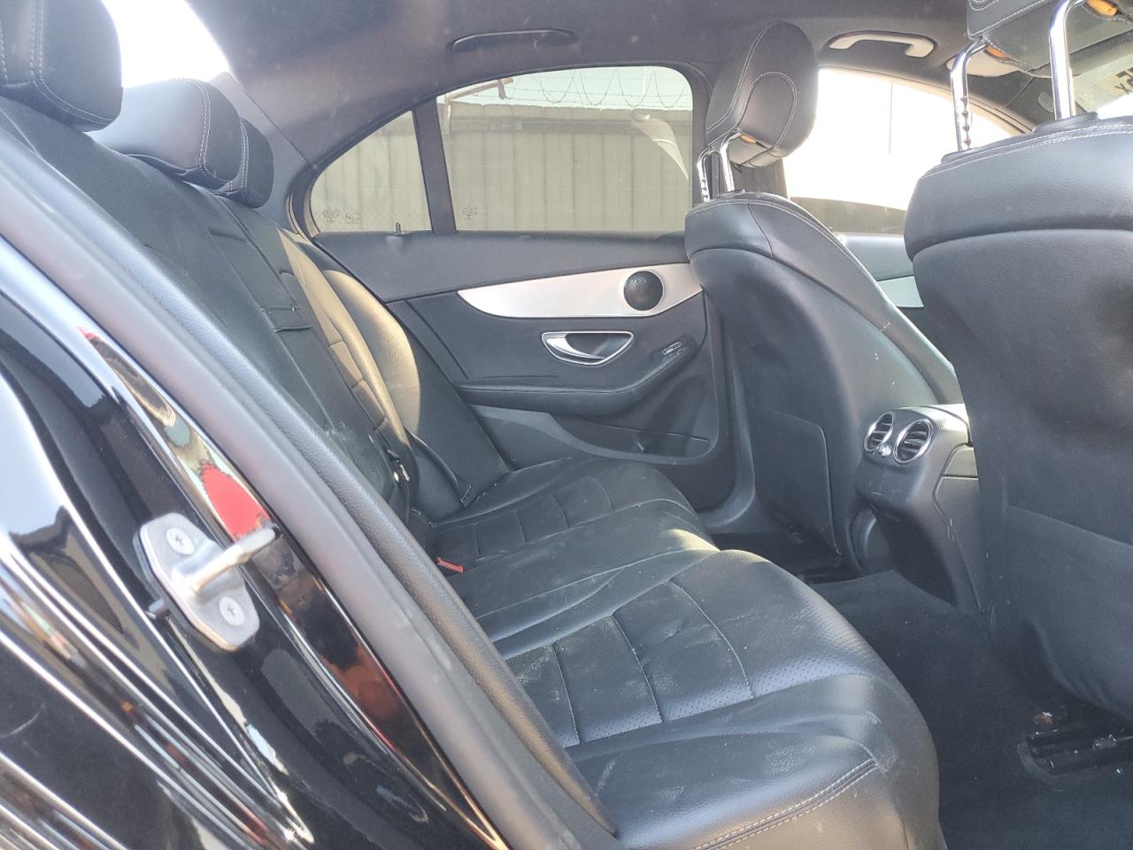 2018 Mercedes-Benz C 300 VIN: 55SWF4JB5JU234653 Lot: 90408875