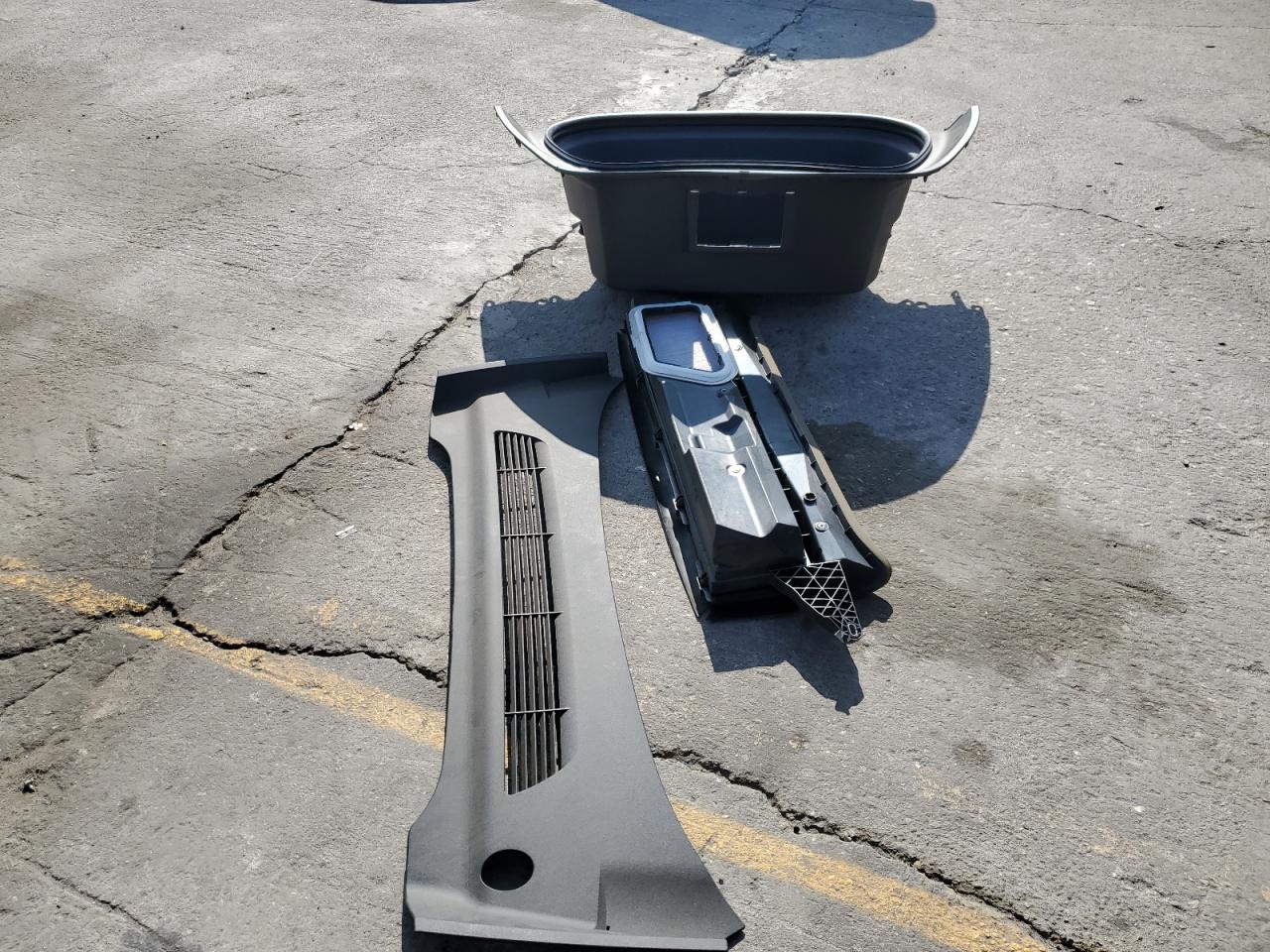 2023 Tesla Model Y VIN: 7SAYGDEE1PA114756 Lot: 89932215