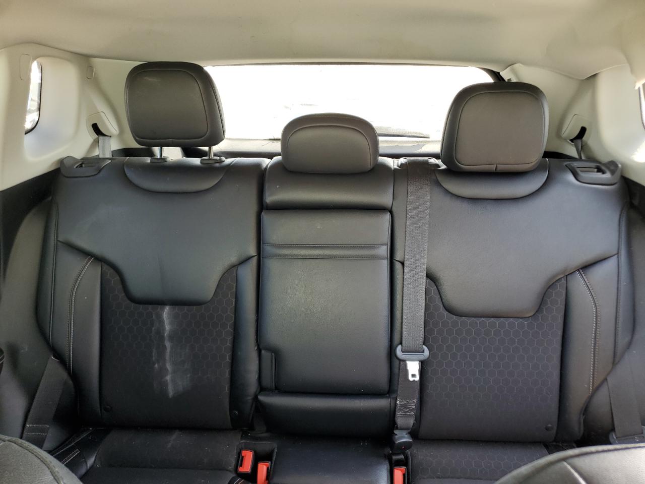 2017 Jeep Compass Latitude VIN: 3C4NJDBB2HT680068 Lot: 84975605