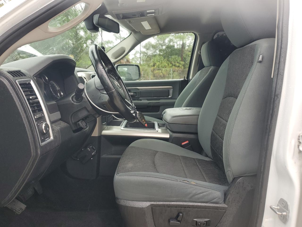 2015 Ram 1500 Slt VIN: 1C6RR6LM3FS735638 Lot: 85784295