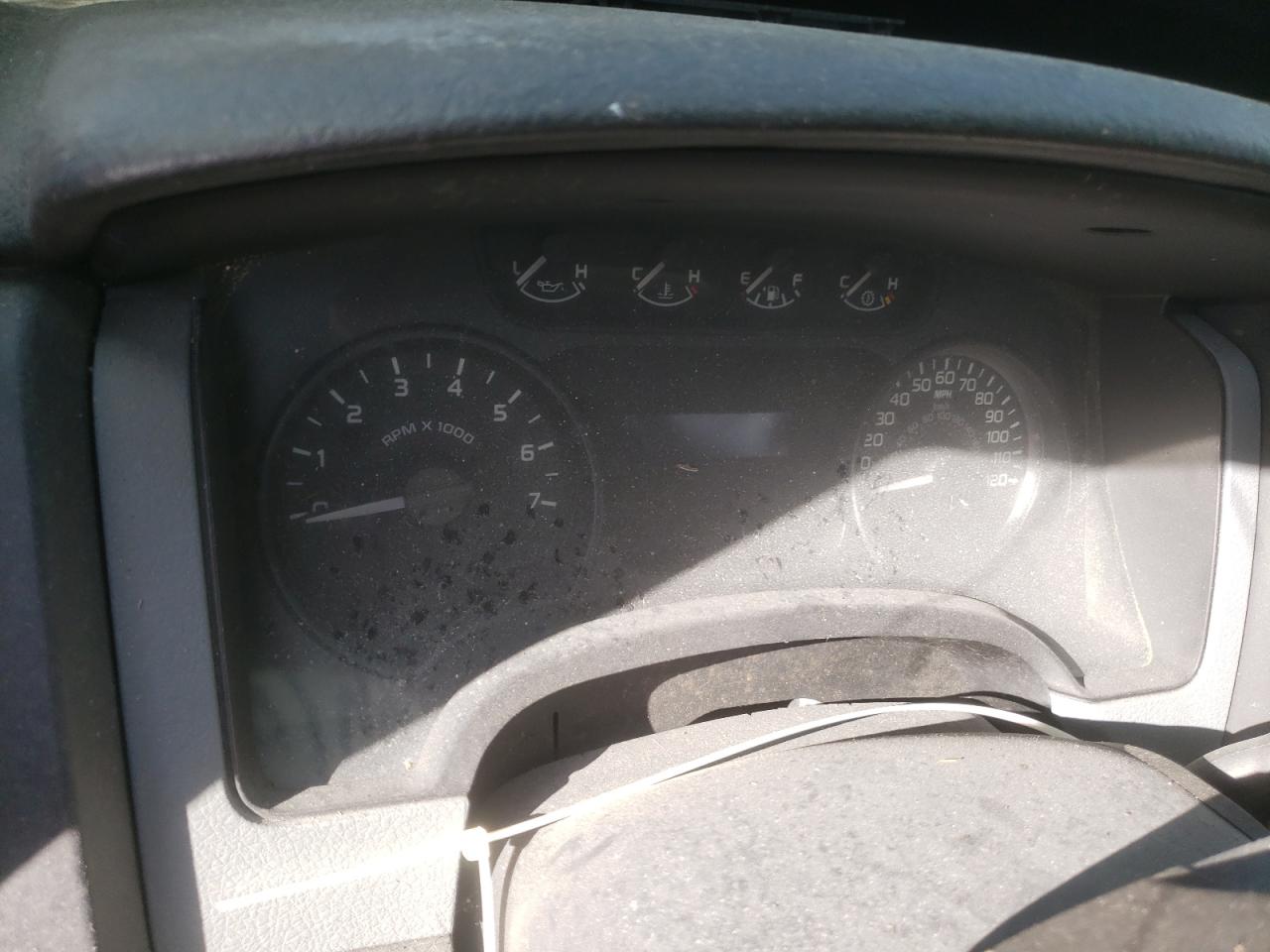 2011 Ford F150 VIN: 1FTNF1CF4BKD82468 Lot: 85674945