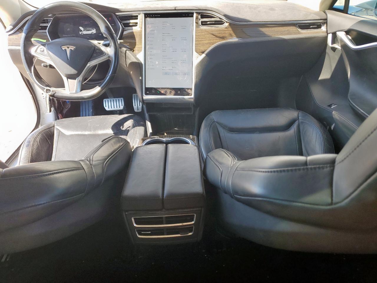 2015 Tesla Model S P85D VIN: 5YJSA1H48FF090026 Lot: 85408855