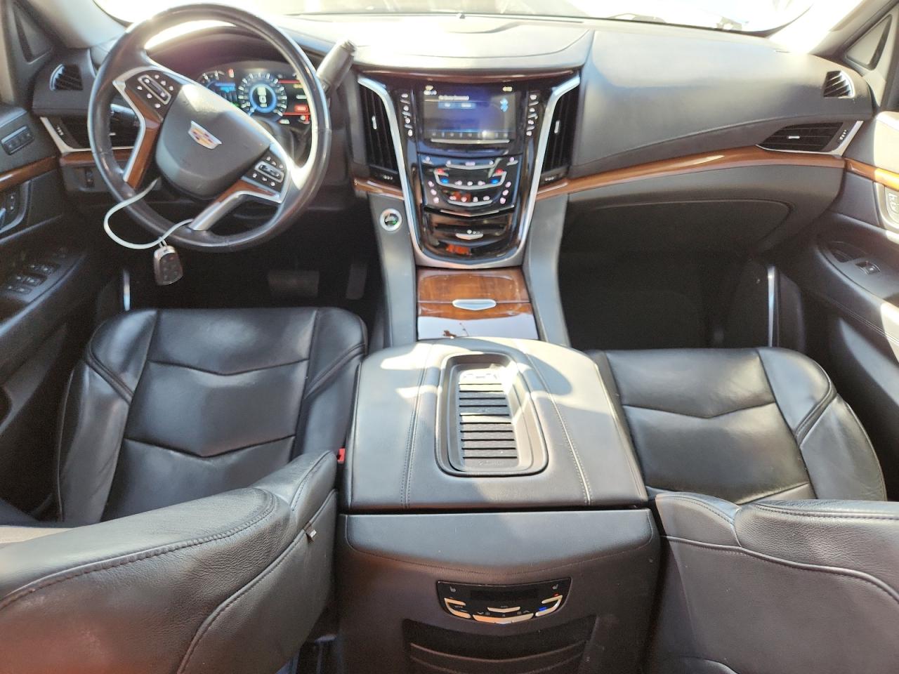 2019 Cadillac Escalade Luxury VIN: 1GYS4BKJ5KR241771 Lot: 87307235