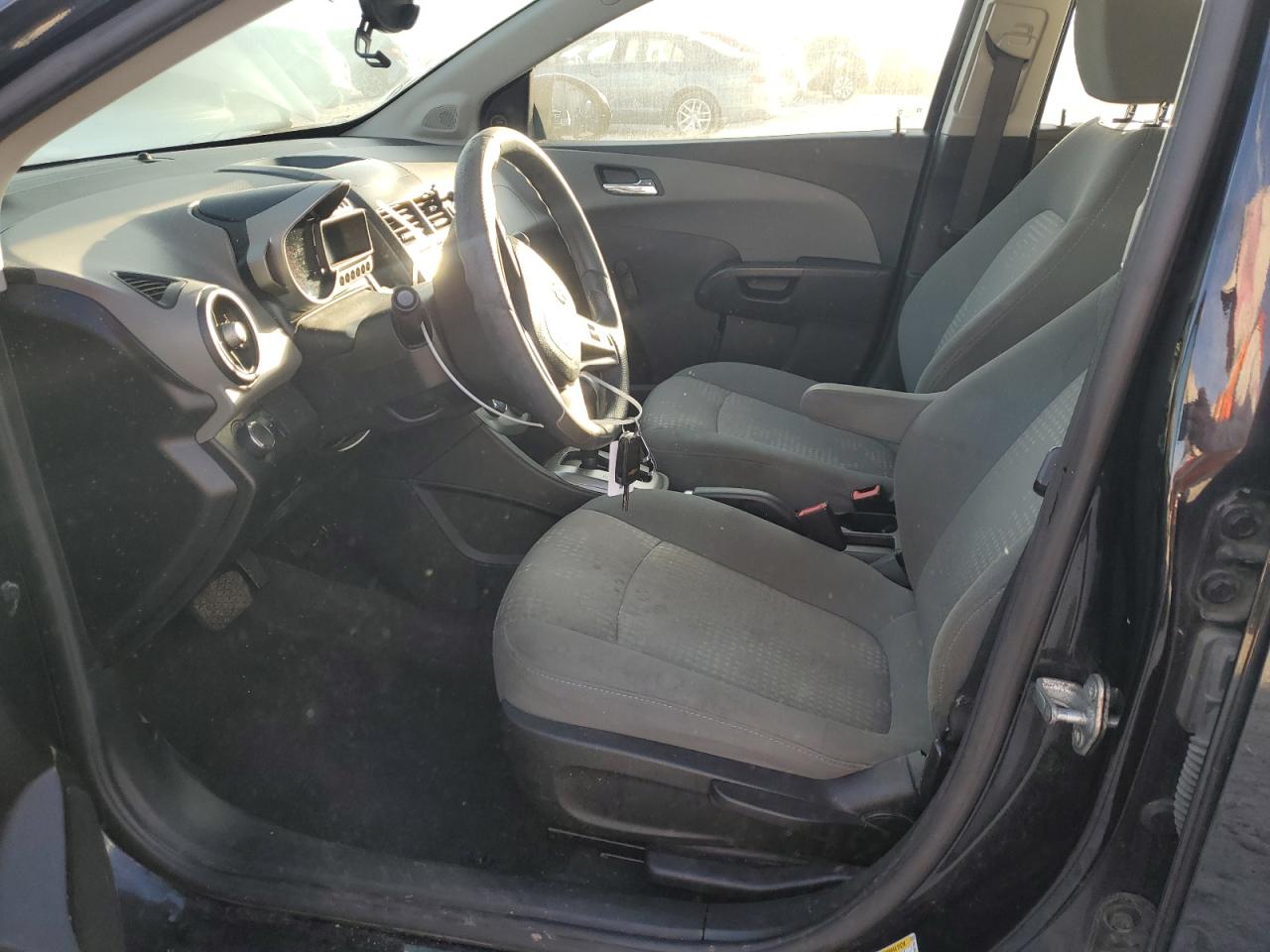 2014 Chevrolet Sonic Ls VIN: 1G1JA5SH2E4112843 Lot: 84781145