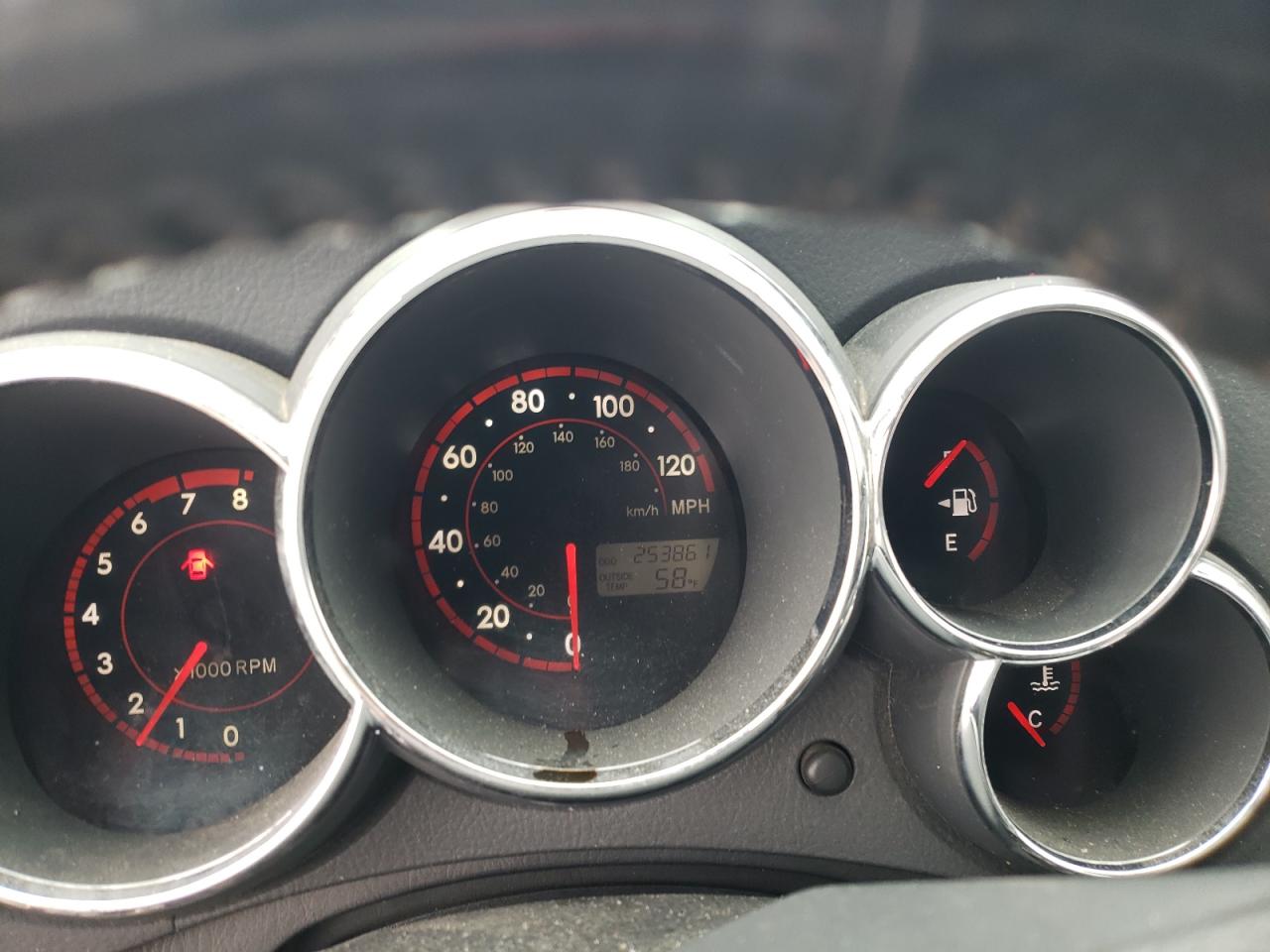 2006 Toyota Corolla Matrix Xr VIN: 2T1KR32E76C592245 Lot: 85601665