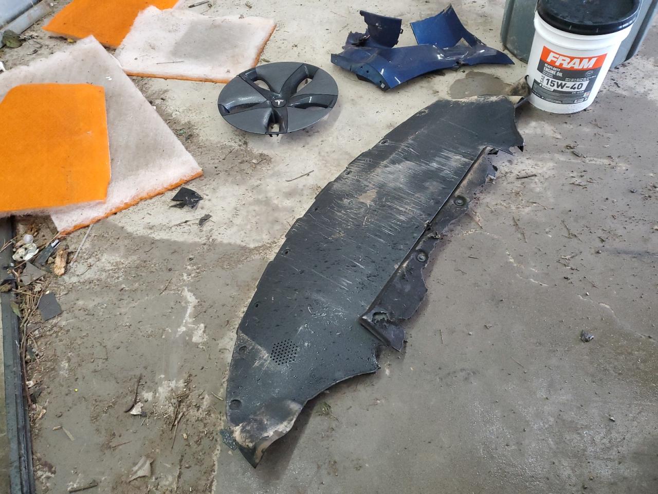 2019 Tesla Model 3 VIN: 5YJ3E1EAXKF332442 Lot: 90698065