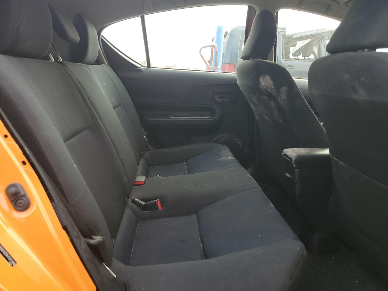 2017 Toyota Prius C VIN: JTDKDTB39H1591490 Lot: 82382835