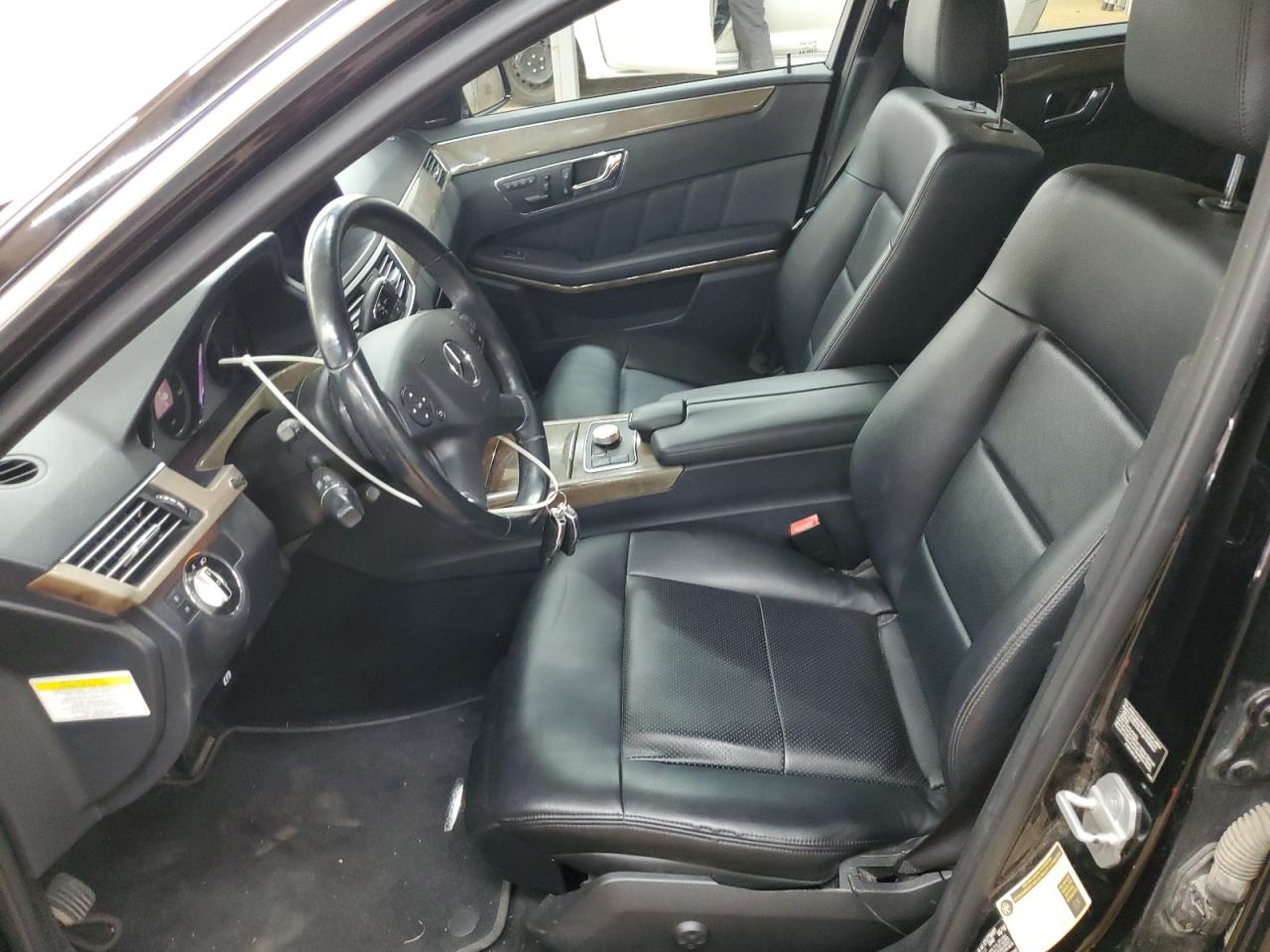 2010 Mercedes-Benz E 350 VIN: WDDHF5GB0AA200285 Lot: 82297975