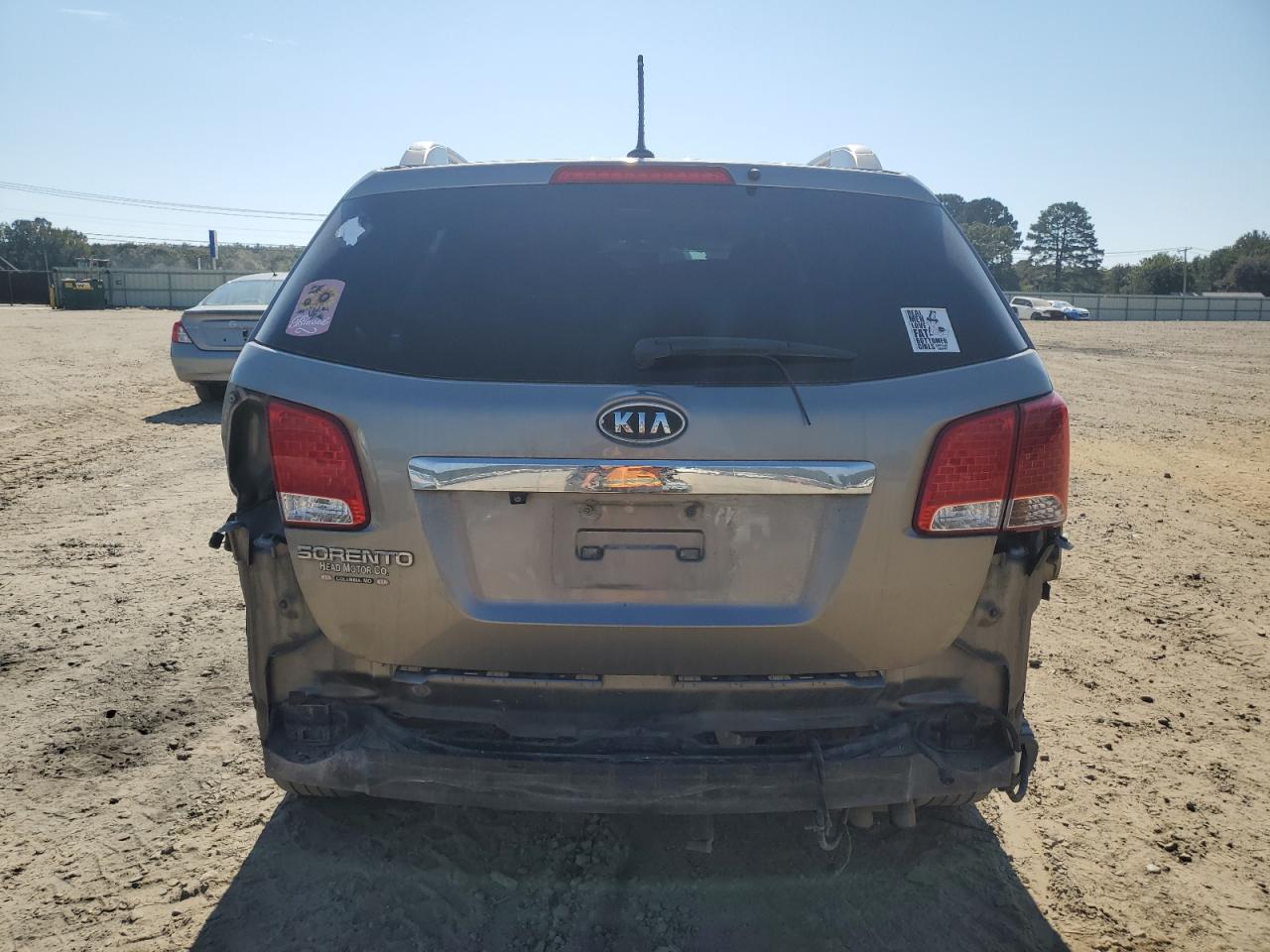 2011 Kia Sorento Base VIN: 5XYKT3A17BG079687 Lot: 86161905