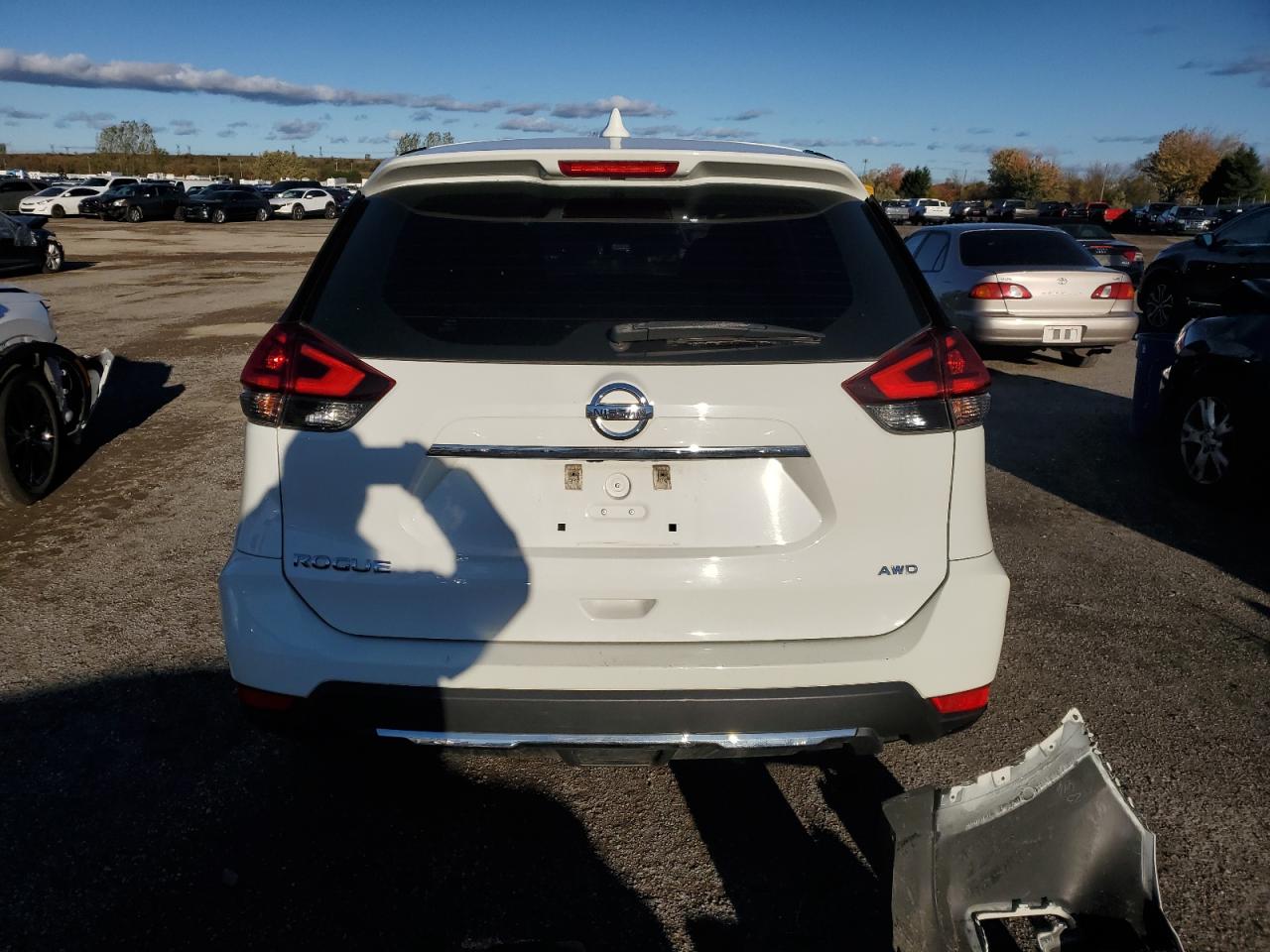 2018 Nissan Rogue S VIN: 5N1AT2MV9JC727307 Lot: 86073455