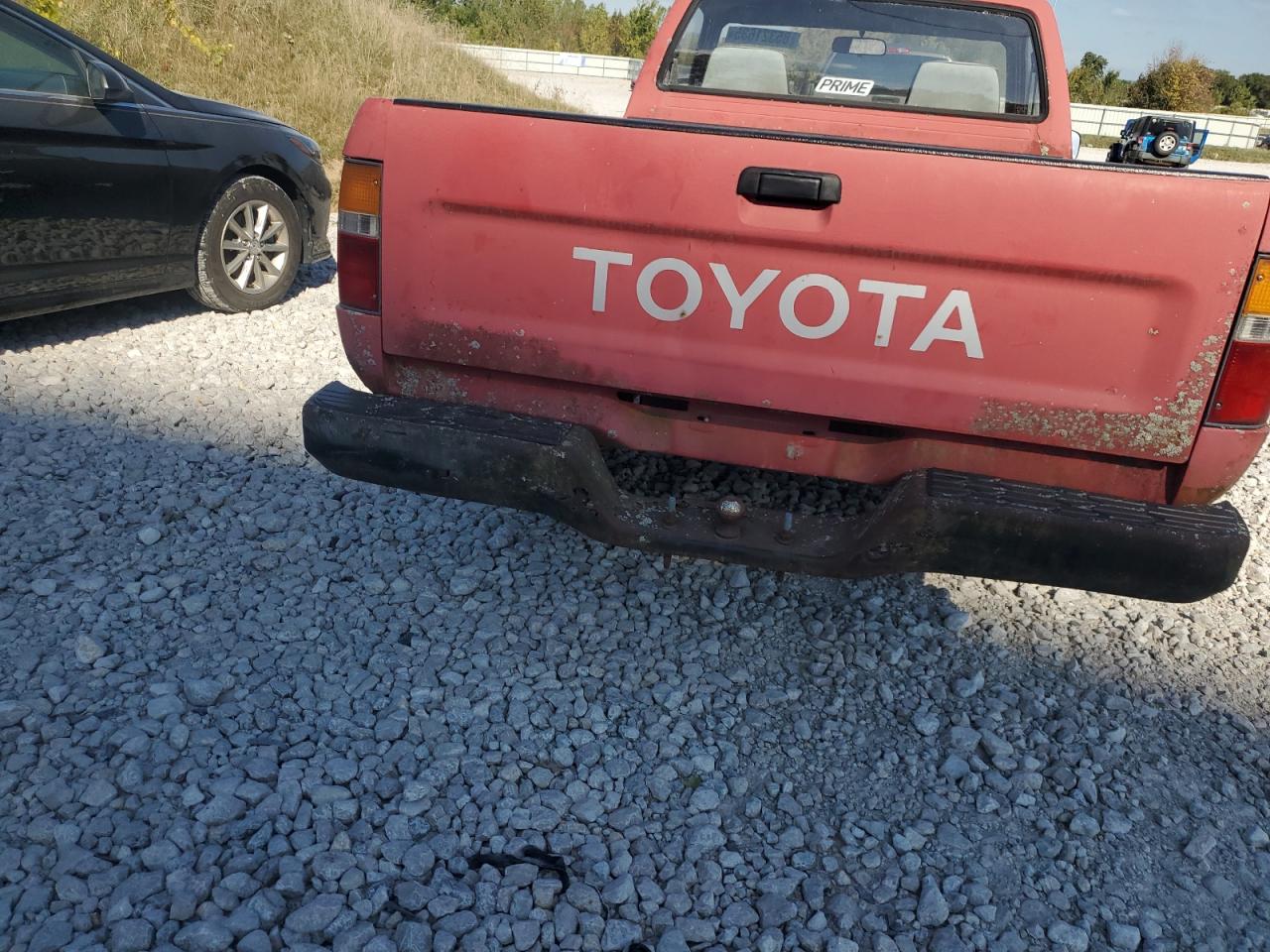 1994 Toyota Pickup 1/2 Ton Short Wheelbase VIN: JT4RN81A9R5186717 Lot: 85321635