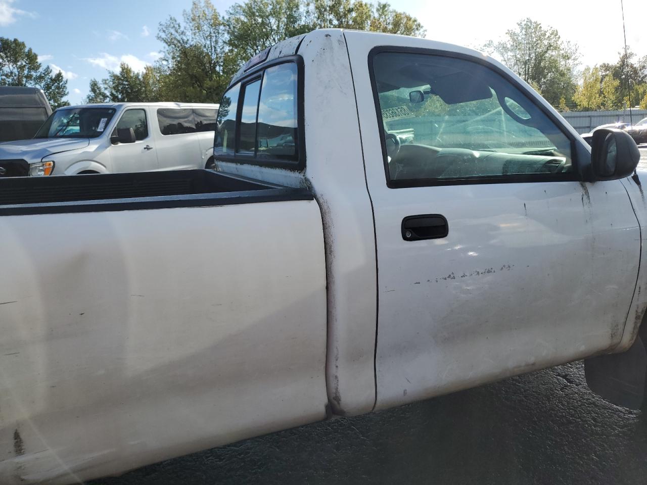 2002 Toyota Tundra VIN: 5TBJN32172S311835 Lot: 85136235