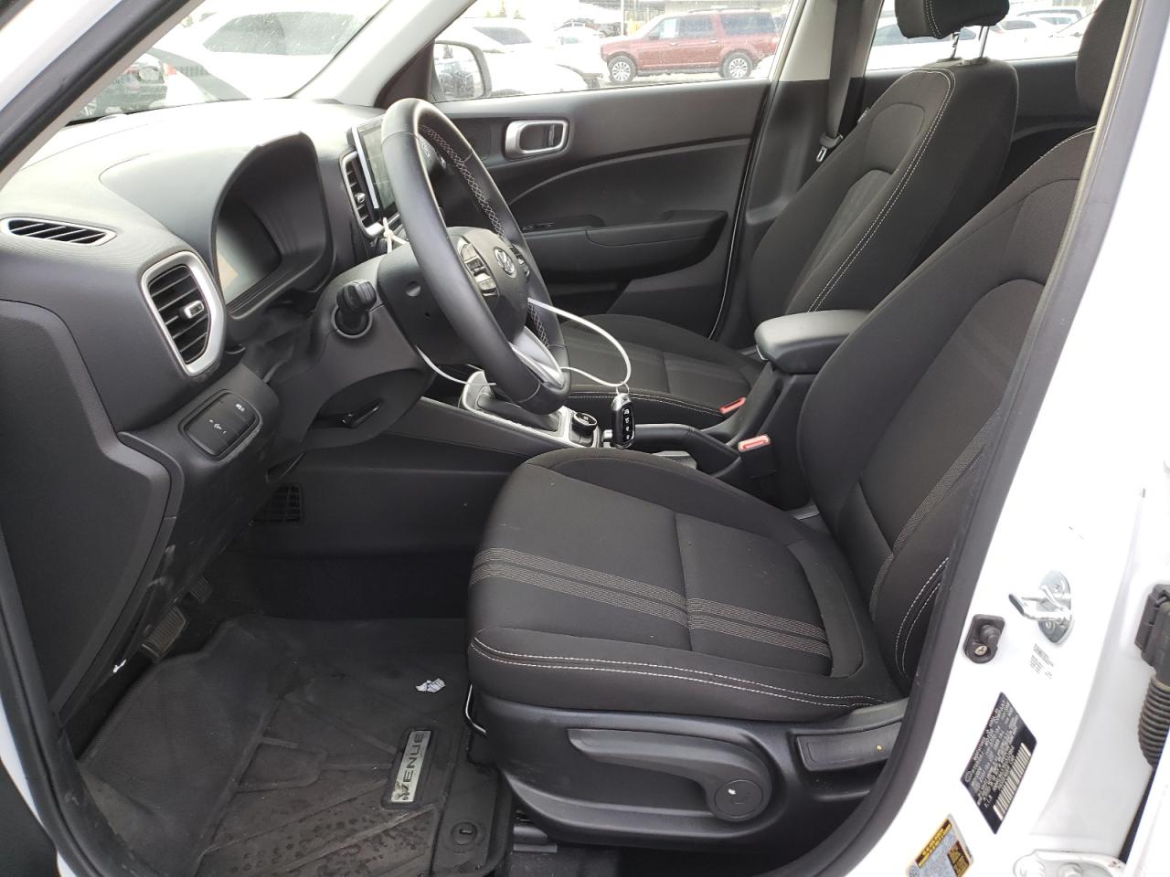 2024 Hyundai Venue Sel VIN: KMHRC8A37RU332864 Lot: 82191495