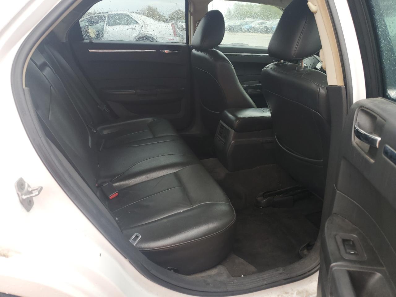 2010 Chrysler 300 Touring VIN: 2C3CA5CV5AH293944 Lot: 85577355