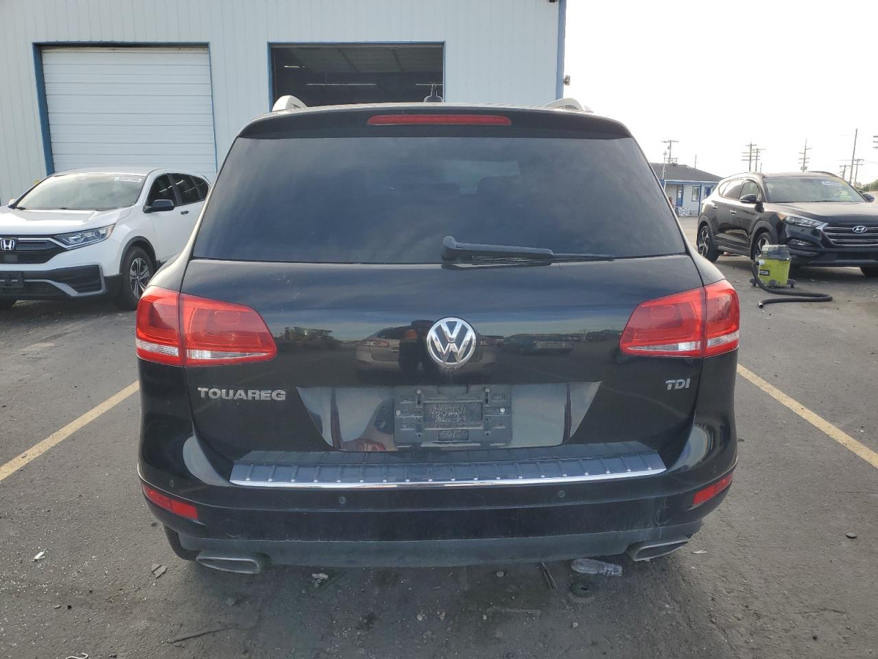 2012 Volkswagen Touareg V6 Tdi VIN: WVGFK9BP4CD004256 Lot: 85696235