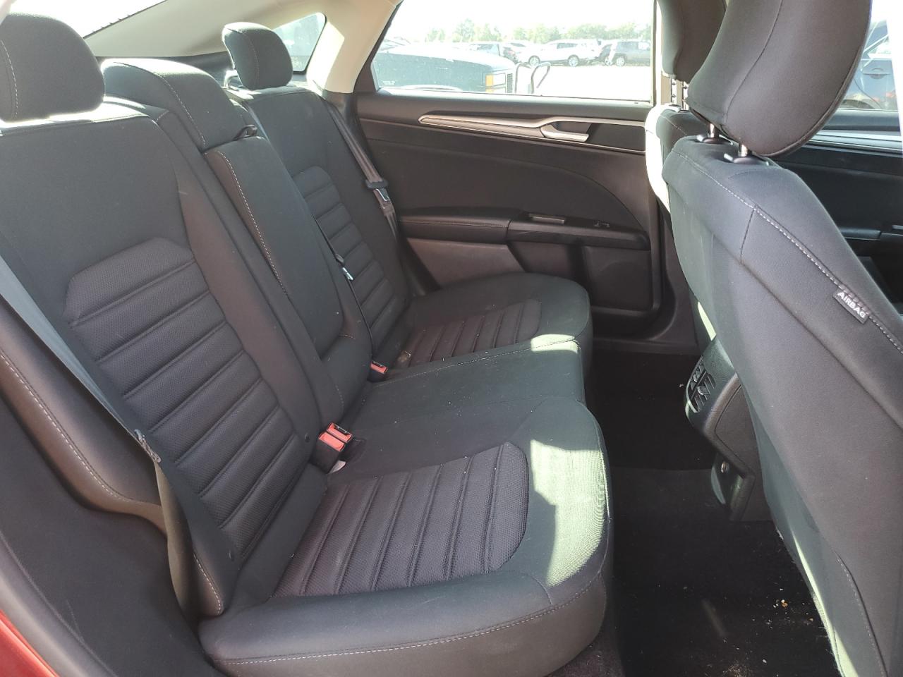 2017 Ford Fusion Se VIN: 3FA6P0HDXHR127983 Lot: 84753575