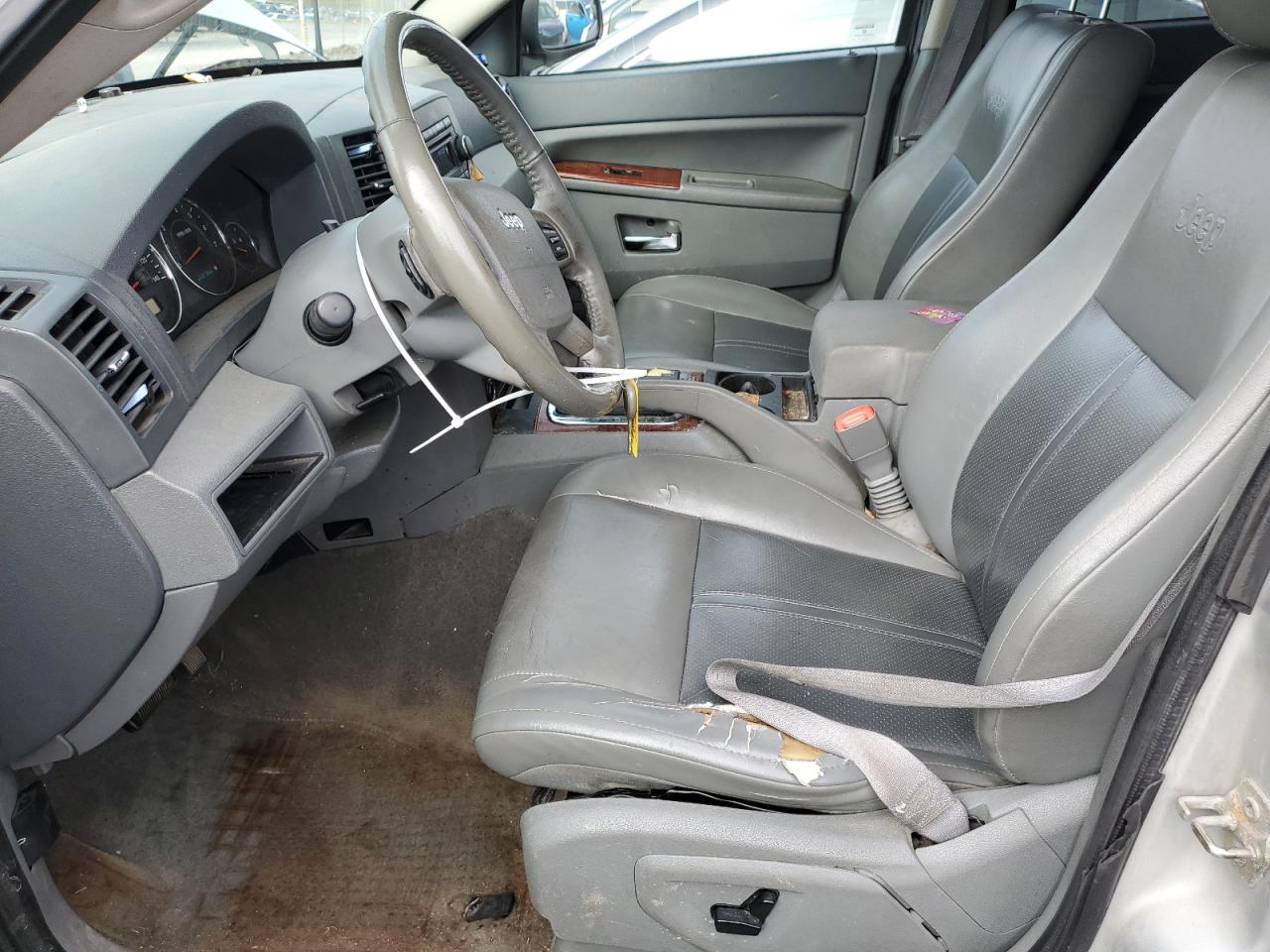 2005 Jeep Grand Cherokee Limited VIN: 1J4HR58295C730355 Lot: 85384695