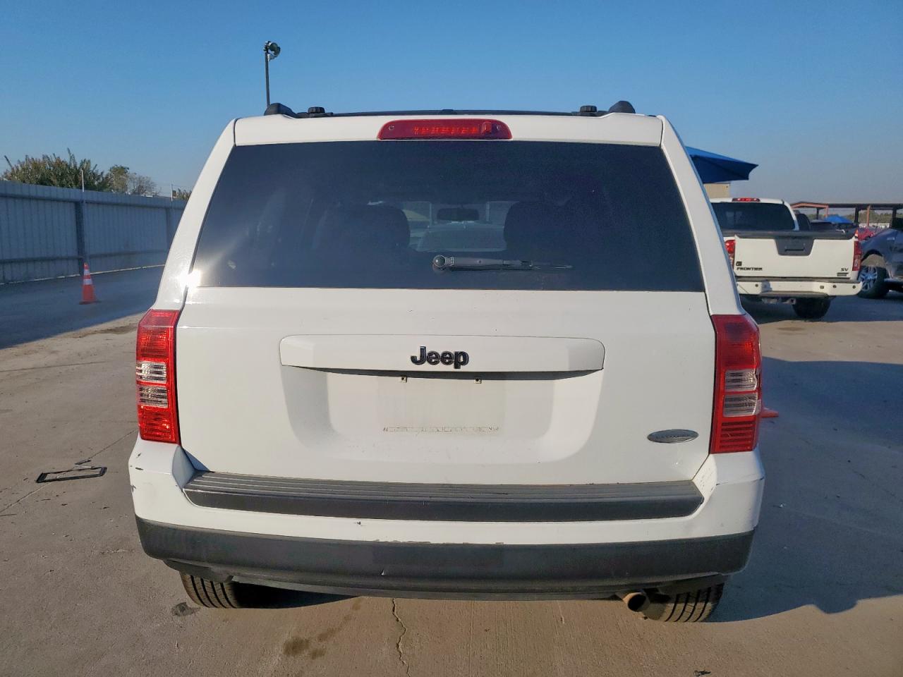 2013 Jeep Patriot Latitude VIN: 1C4NJPFBXDD205537 Lot: 82436005