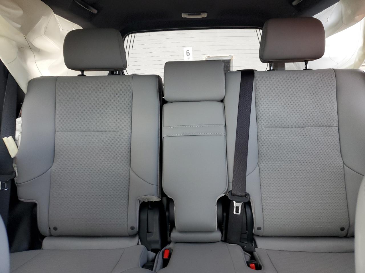 2023 Lexus Gx 460 VIN: JTJSM7BX5P5352677 Lot: 85766505