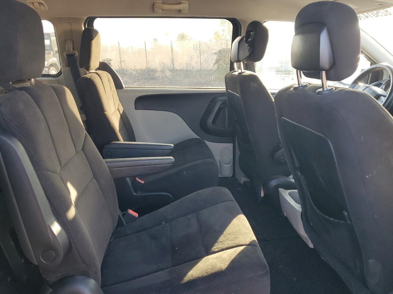 2013 Dodge Grand Caravan Sxt VIN: 2C4RDGCG2DR624116 Lot: 82501475