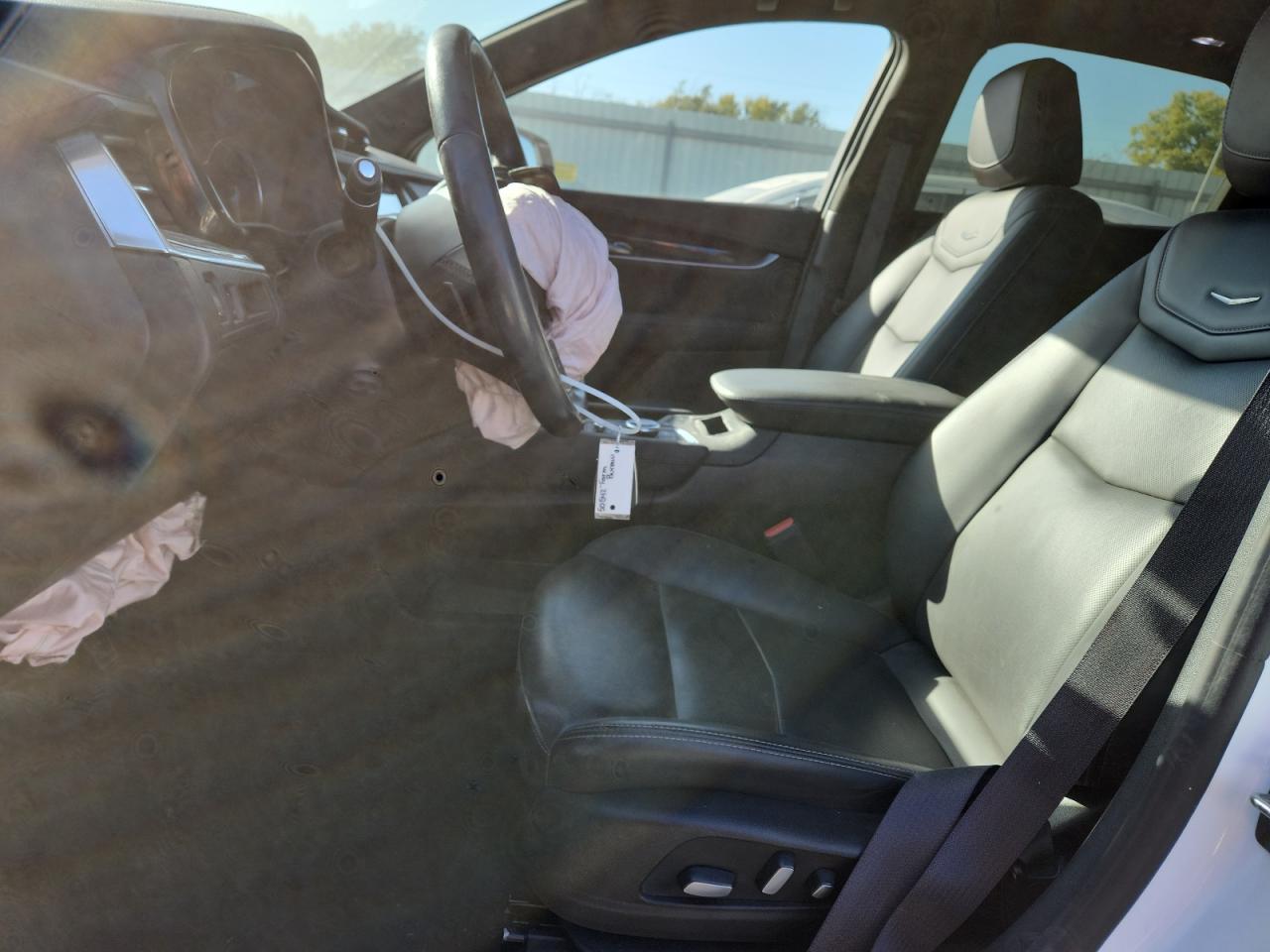 2022 Cadillac Xt5 Premium Luxury VIN: 1GYKNCR49NZ131555 Lot: 89640855