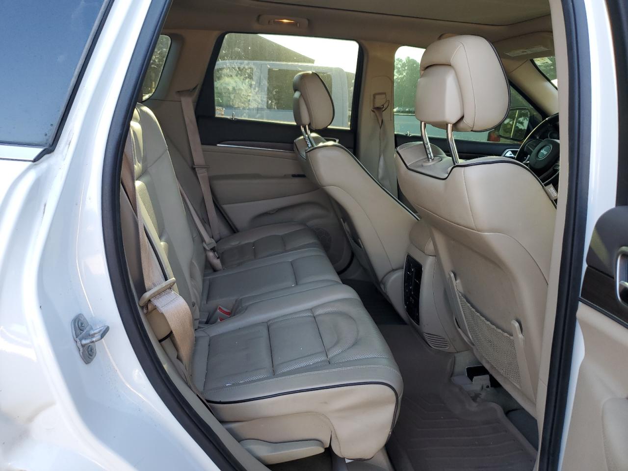 2015 Jeep Grand Cherokee Overland VIN: 1C4RJFCT2FC633409 Lot: 84563235