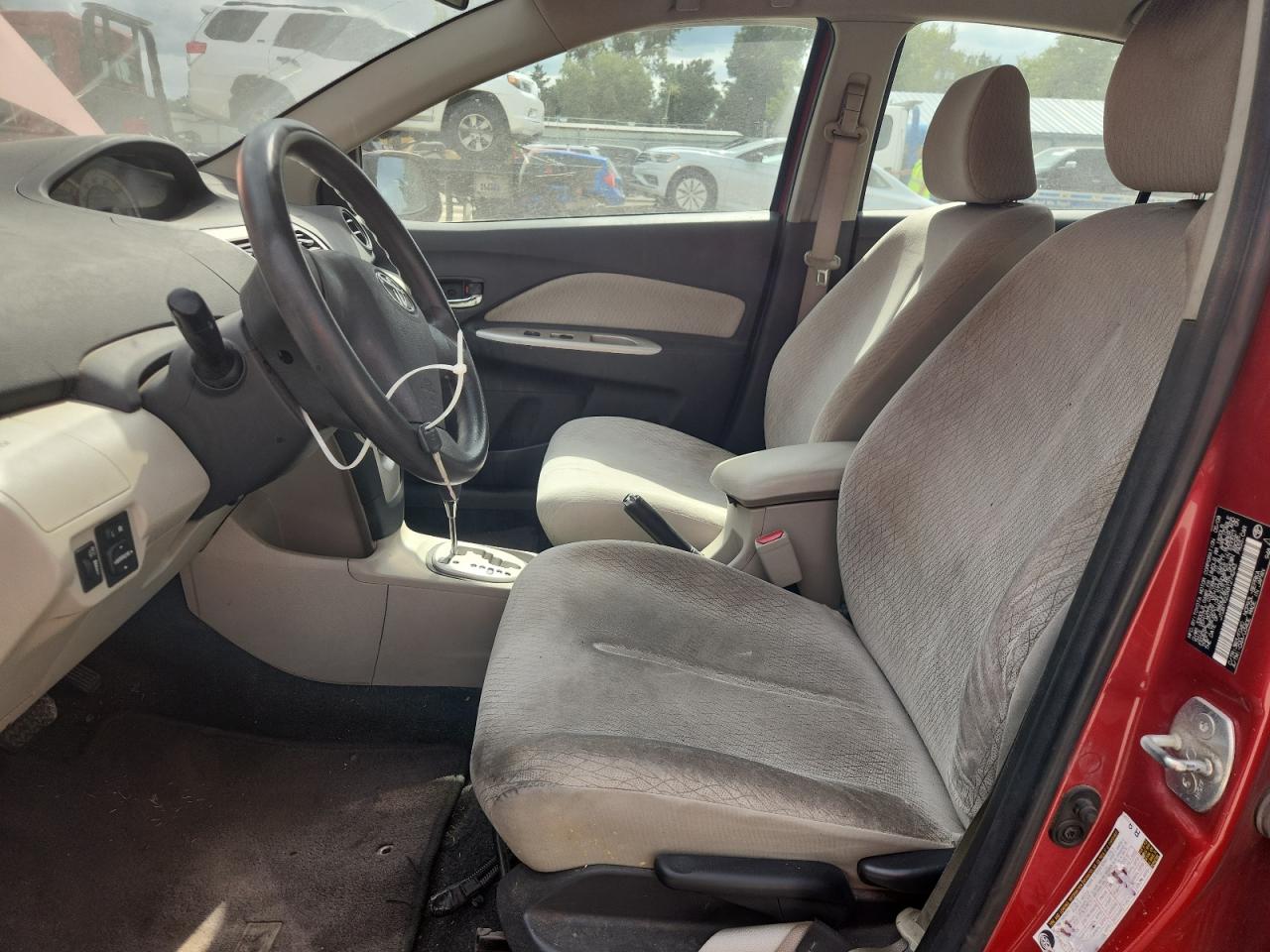 2008 Toyota Yaris VIN: JTDBT923X81274243 Lot: 85481255