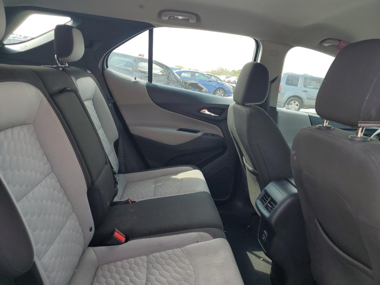 2019 Chevrolet Equinox Ls VIN: 2GNAXHEVXK6175943 Lot: 85830765