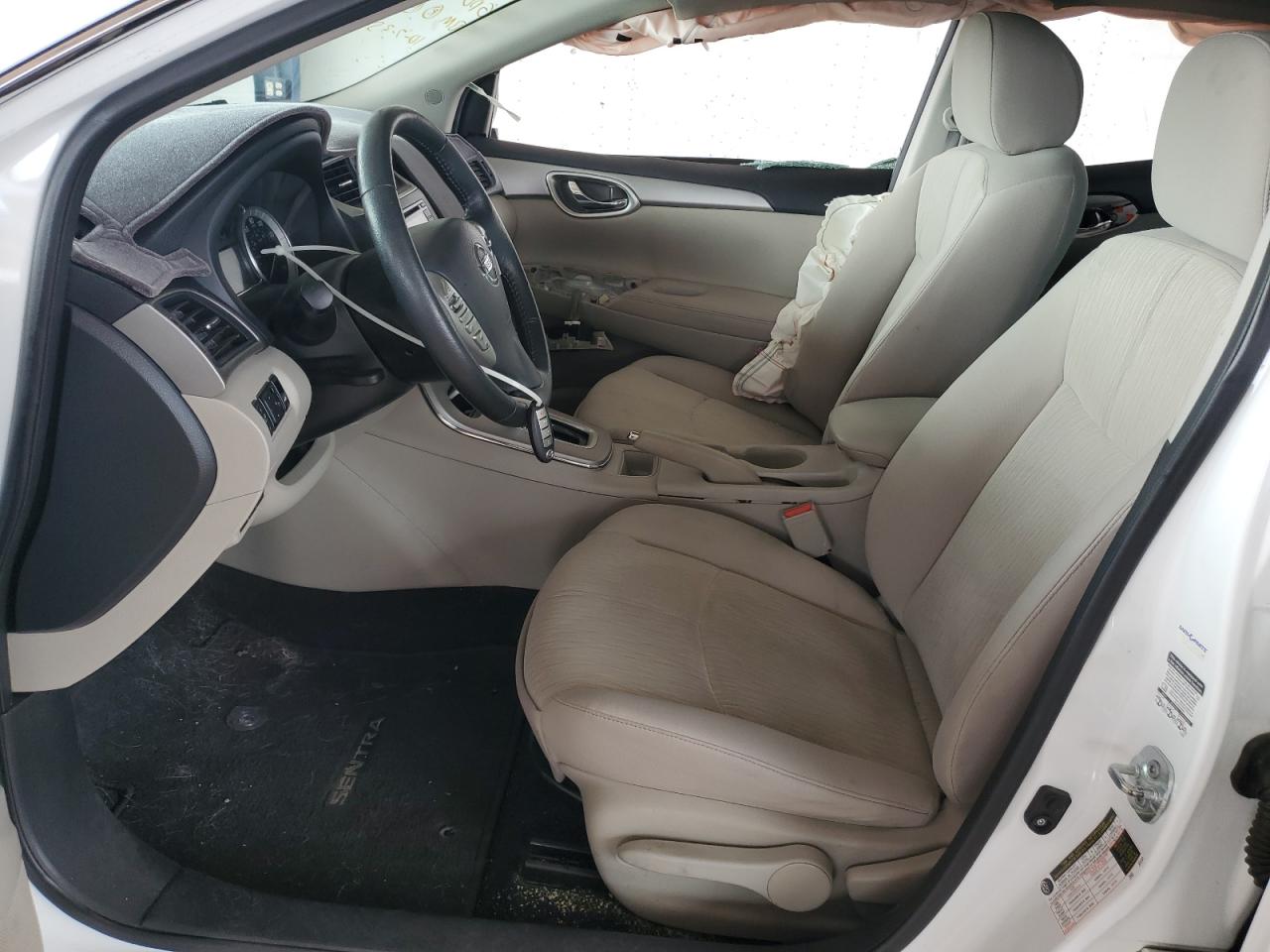 2015 Nissan Sentra S VIN: 3N1AB7AP2FL692988 Lot: 82432715