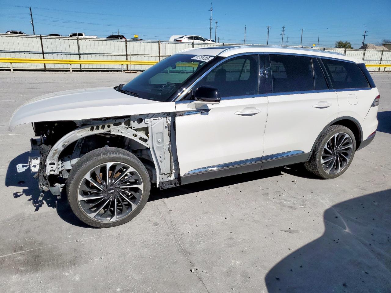 2023 Lincoln Aviator Reserve white null gas 5LM5J7XC3PGL09368 photo #1