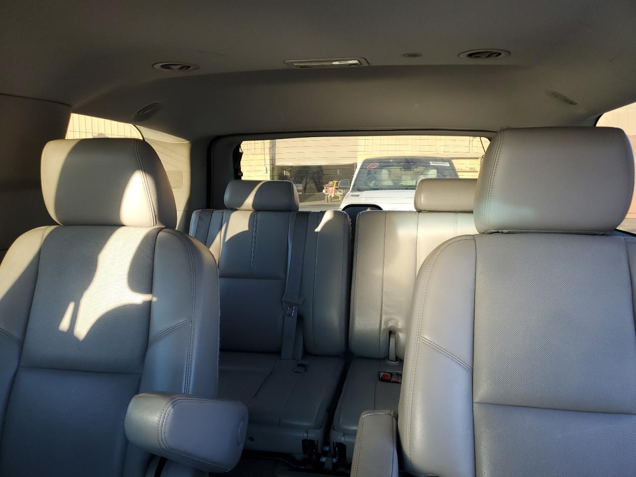 2011 Chevrolet Tahoe C1500 Ltz VIN: 1GNSCCE08BR353814 Lot: 89873285