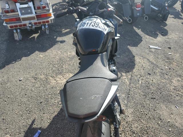 2025 SUZUKI GSX800 F  