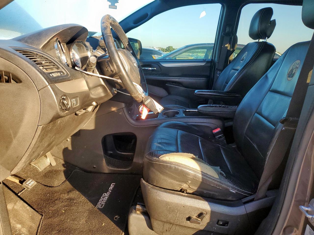 2015 Dodge Grand Caravan Sxt VIN: 2C4RDGCG3FR569355 Lot: 85912815