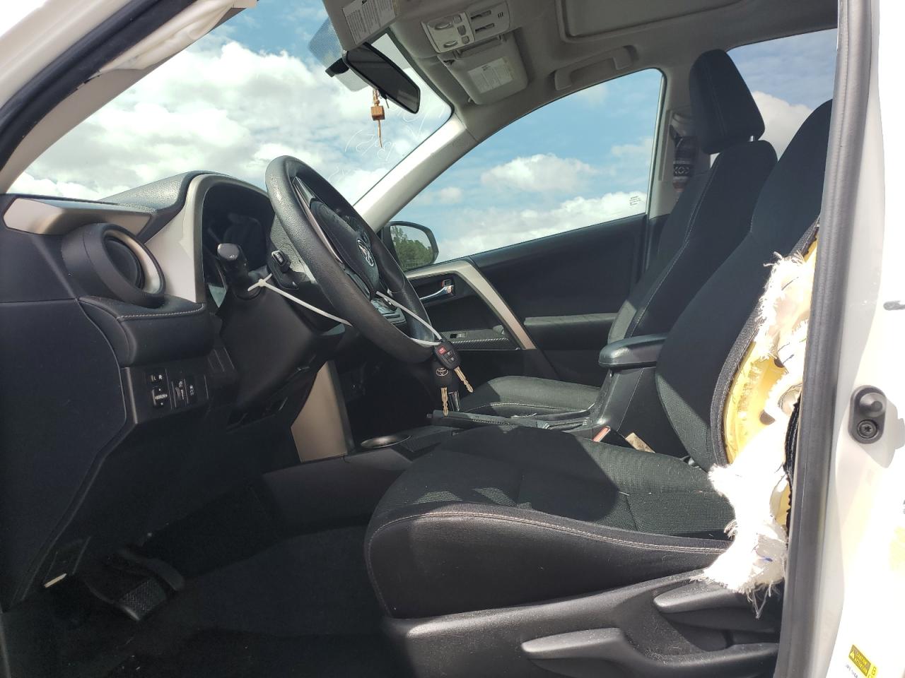 2015 Toyota Rav4 Xle VIN: 2T3WFREV8FW157345 Lot: 84869565