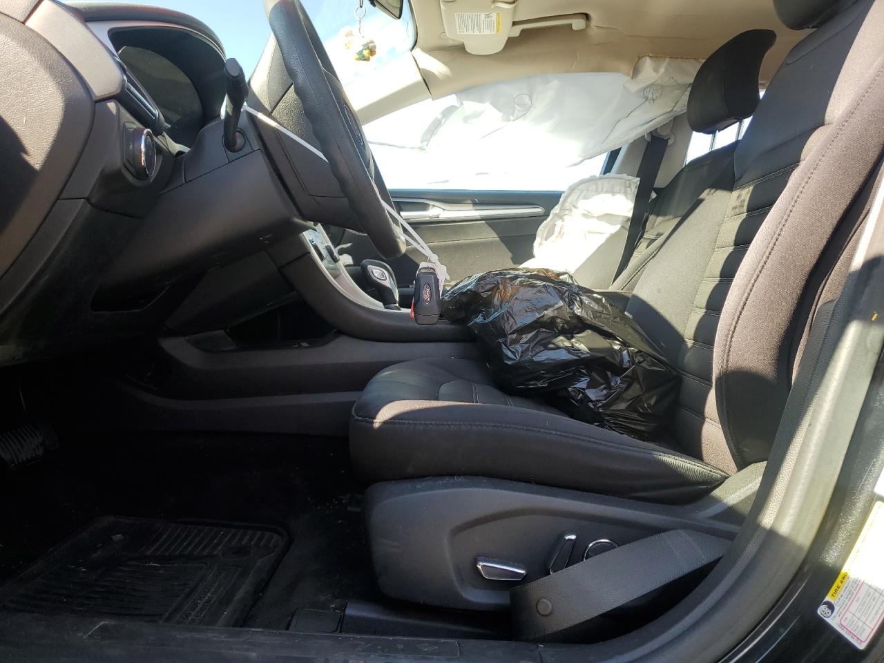 2015 Ford Fusion Se VIN: 1FA6P0H79F5115205 Lot: 85762825