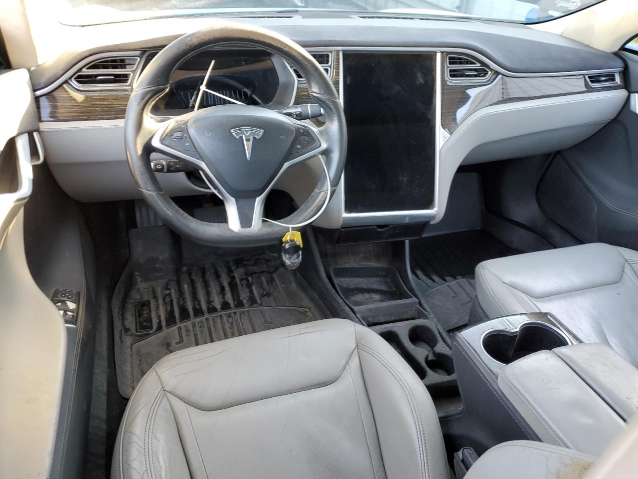 2015 Tesla Model S 85 VIN: 5YJSA1H19FF090459 Lot: 87196645