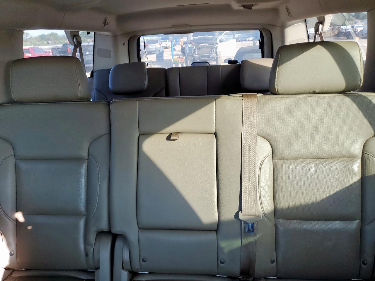 2015 Chevrolet Suburban C1500 Ltz VIN: 1GNSCKKC2FR152909 Lot: 84558345