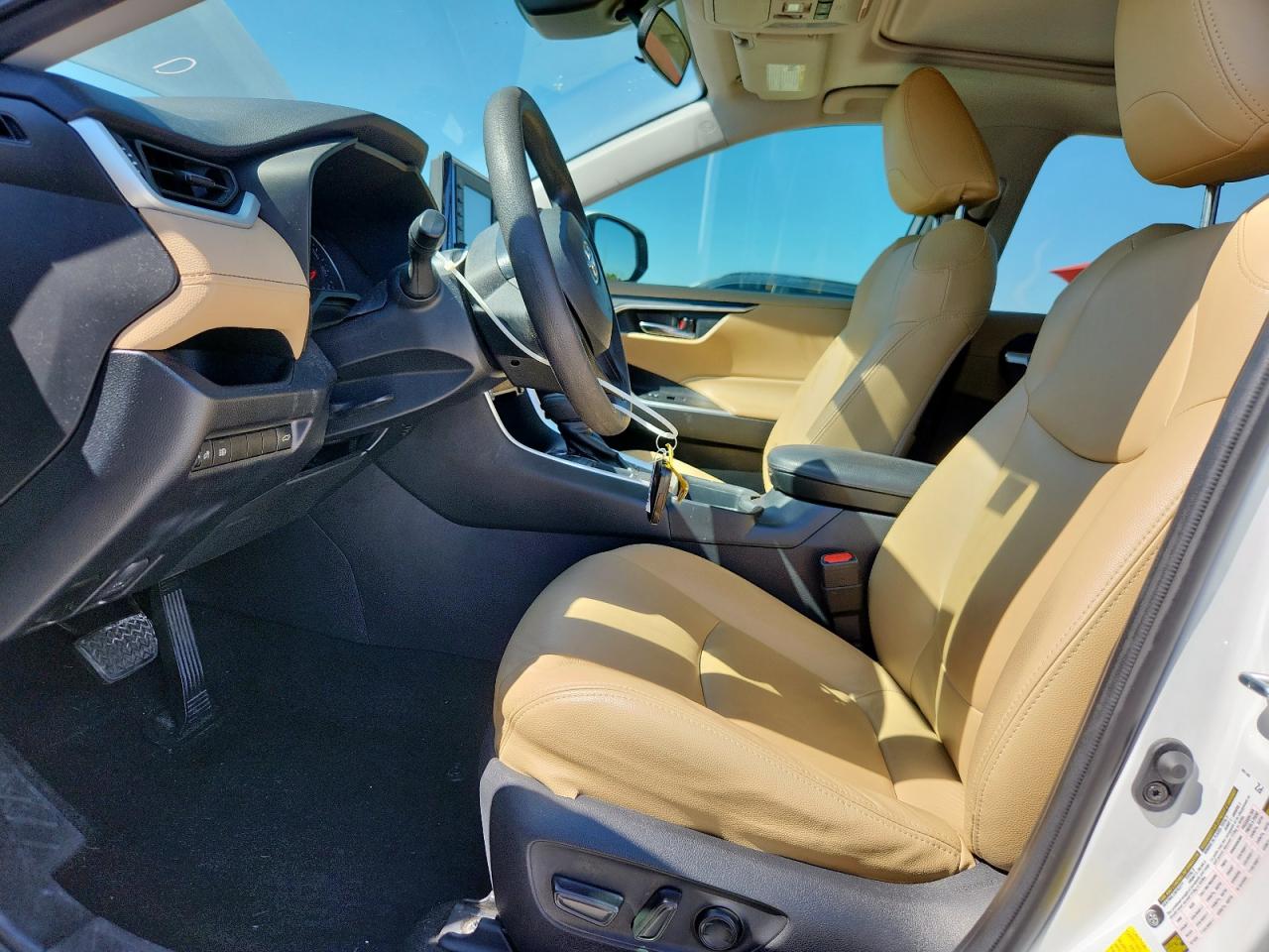 2020 Toyota Rav4 Xle VIN: 2T3W1RFV1LW075790 Lot: 85846945