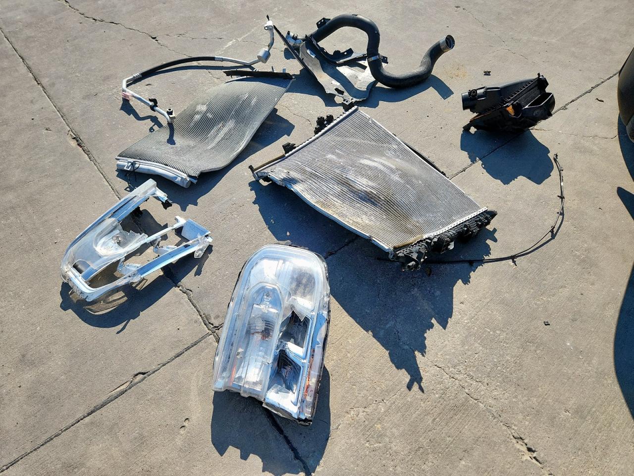 2024 Ford Maverick Xlt VIN: 3FTTW8H99RRA26834 Lot: 85142525