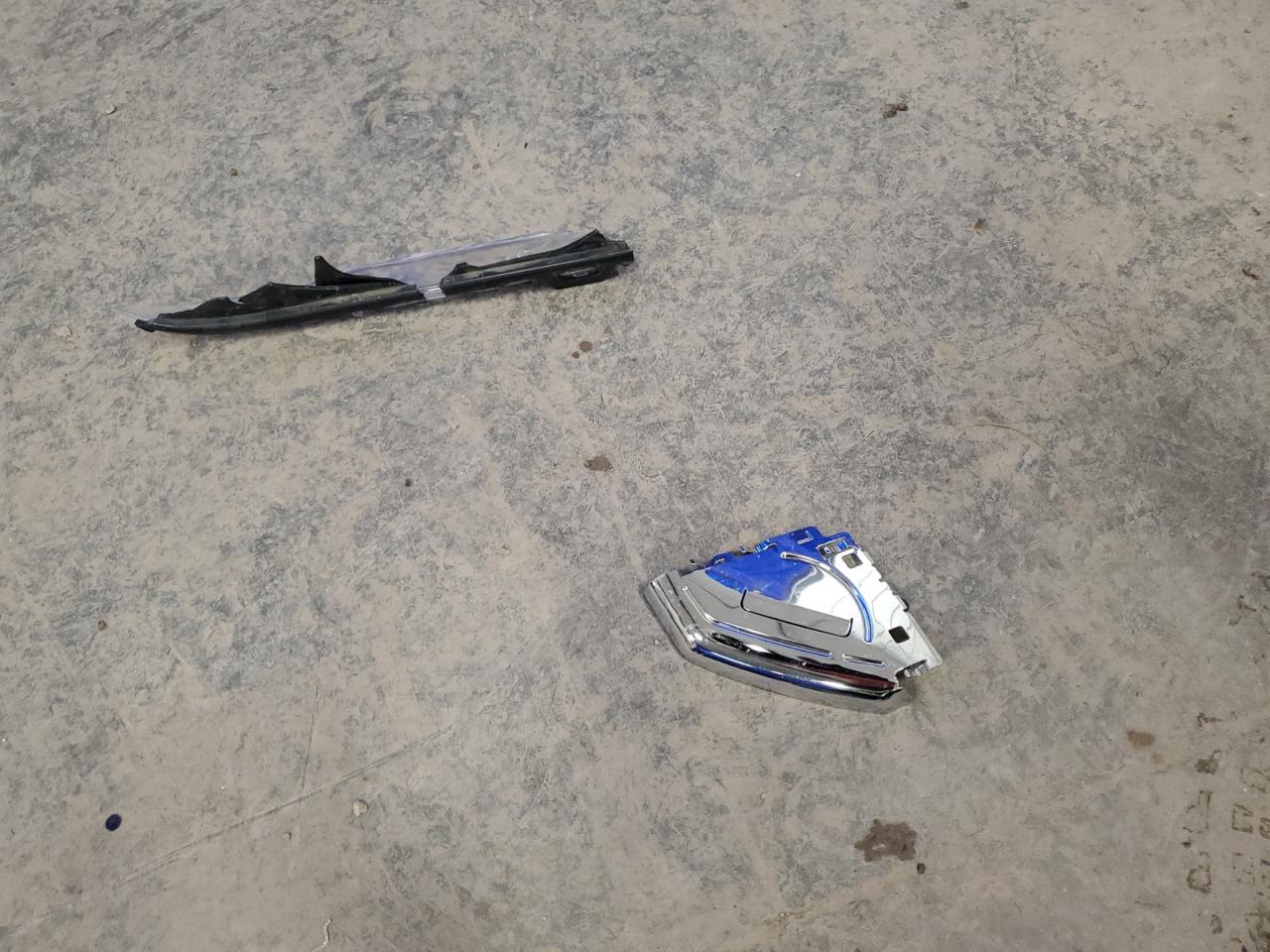 2017 Ford Escape Se VIN: 1FMCU9GD4HUA86783 Lot: 89681645