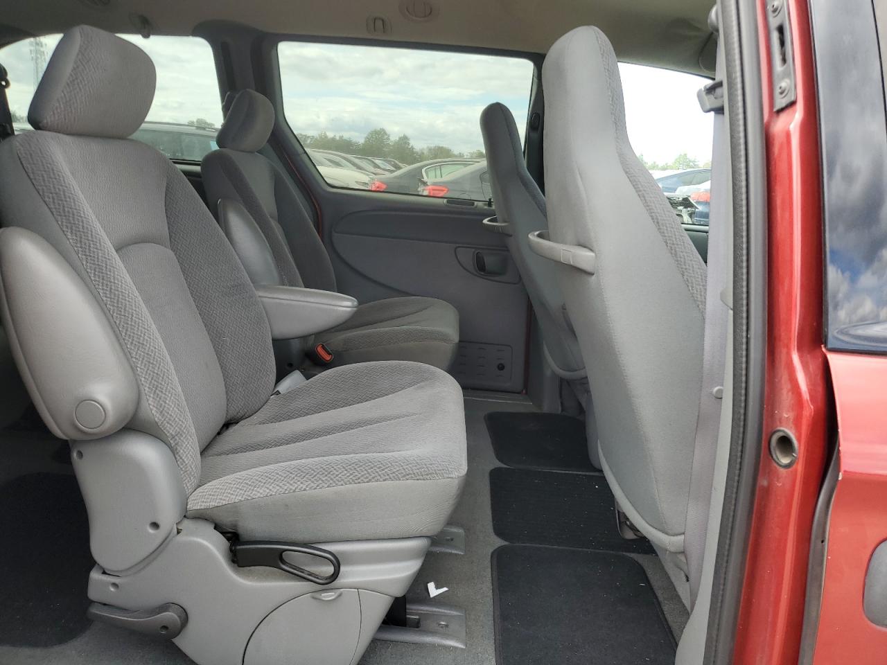 2004 Dodge Grand Caravan Se VIN: 1D4GP24R64B516696 Lot: 85699545